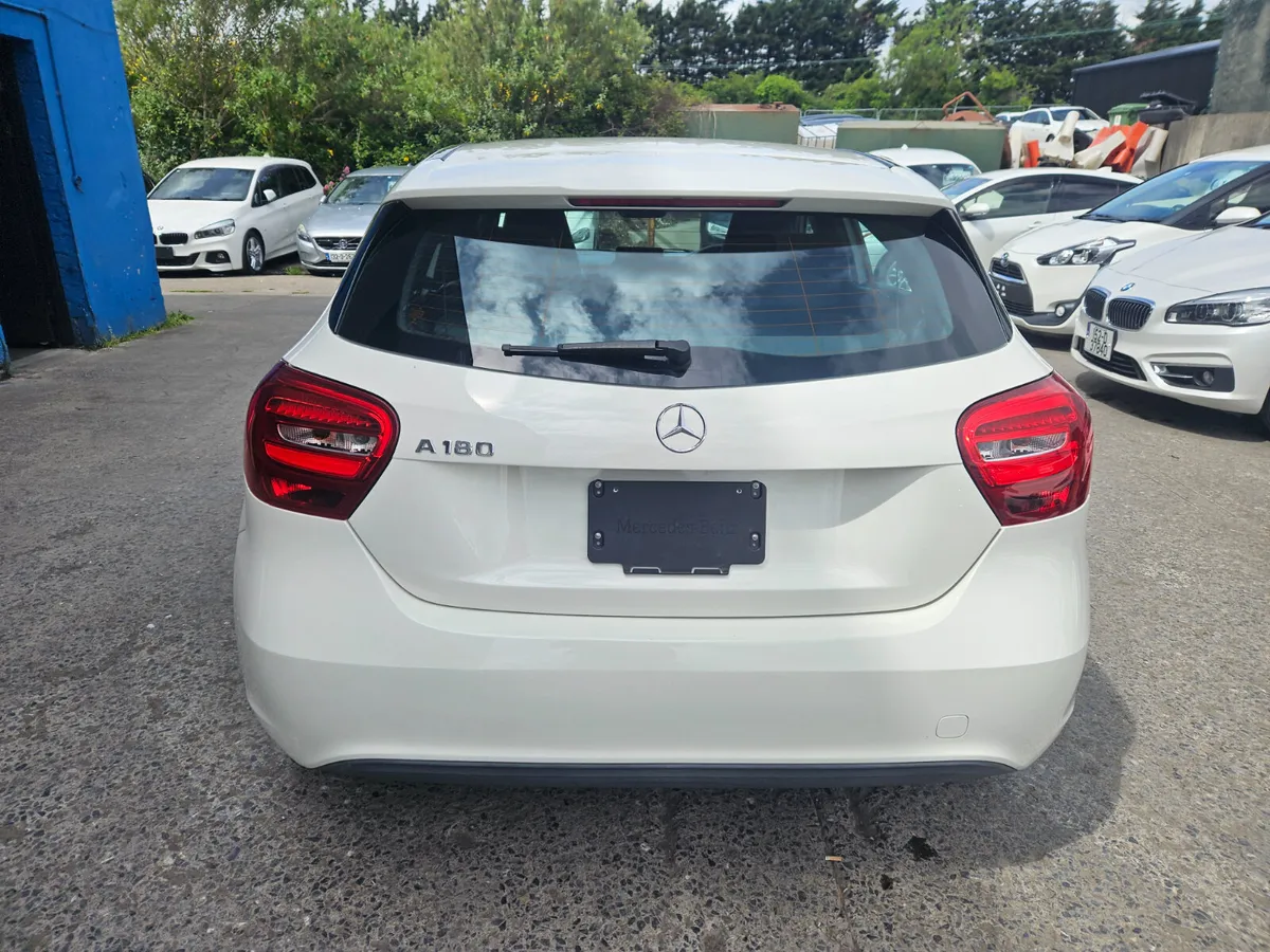 2017 Mercedes-Benz A180 Automatic - Image 4