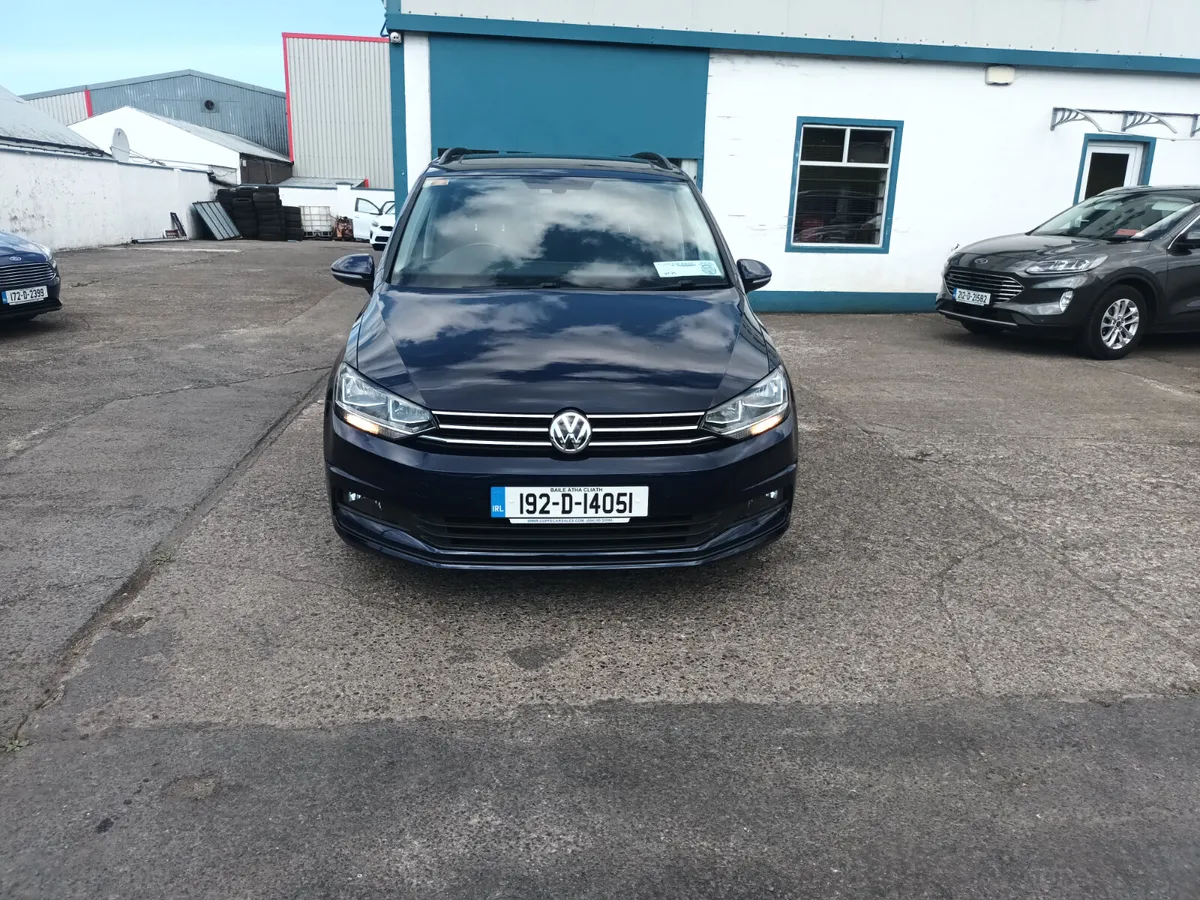 2019 Volkswagen Touran 1.6 TDI 115HP CL 7 Seater - Image 3