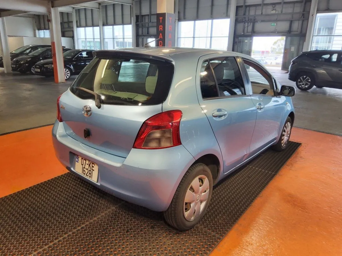 Toyota Vitz 1.0 Vvt-i Terra - Image 3
