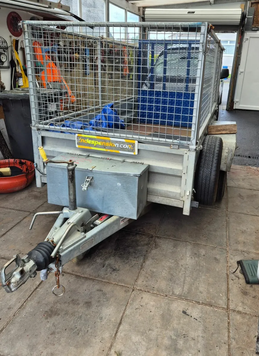 8ft x 4ft 4-wheel Trailer - Image 1