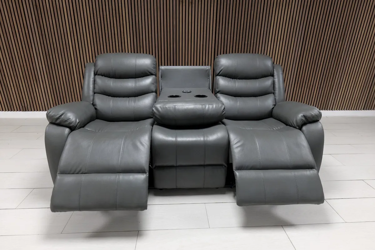 Roma Plus 3+2 Wireless Charging Recliner Sofa Set - Image 3