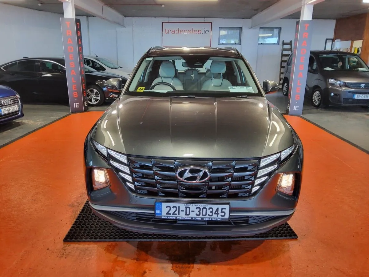 Hyundai Tucson 2WD Executive - Image 1