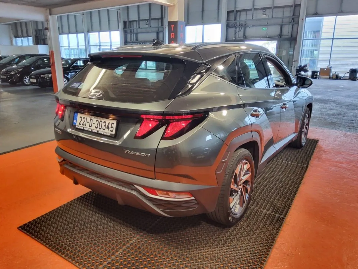 Hyundai Tucson 2WD Executive - Image 3