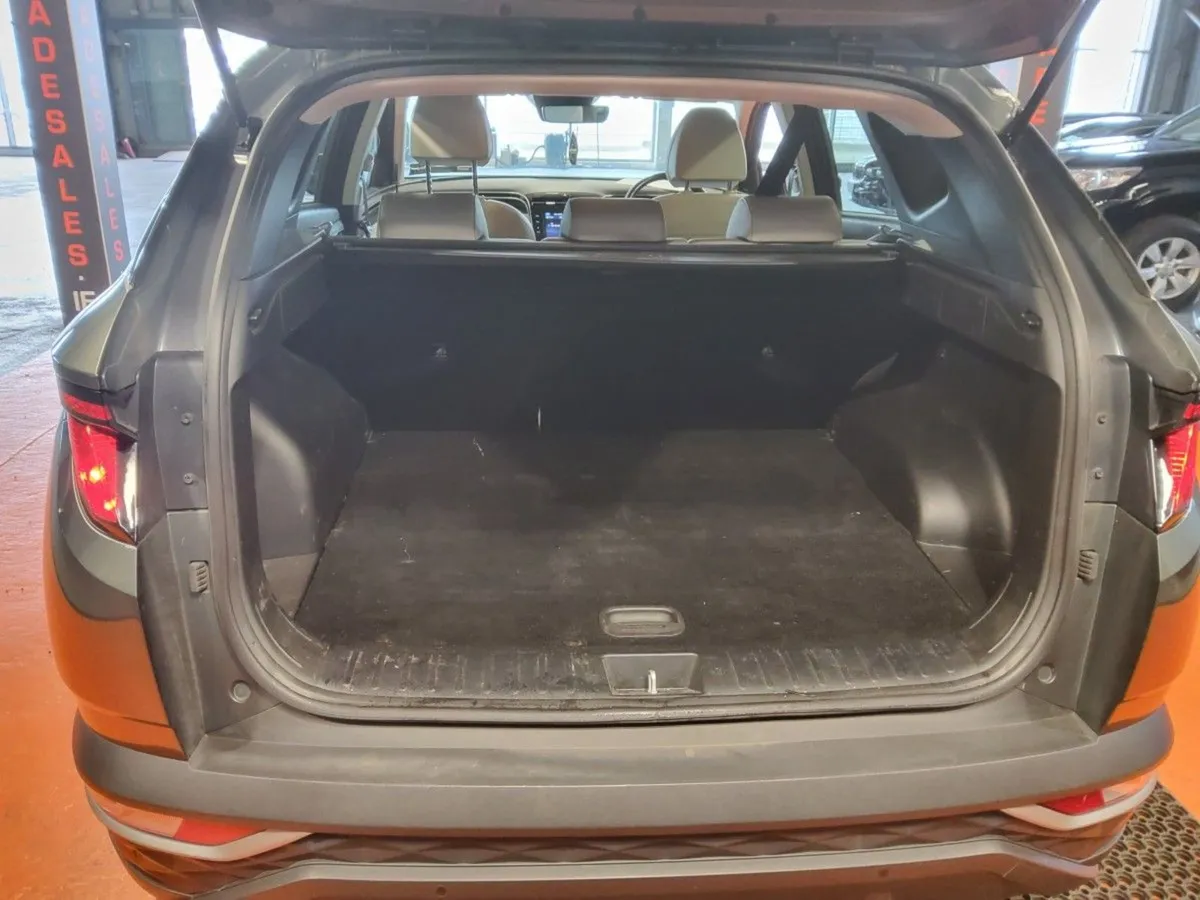 Hyundai Tucson 2WD Executive - Image 4