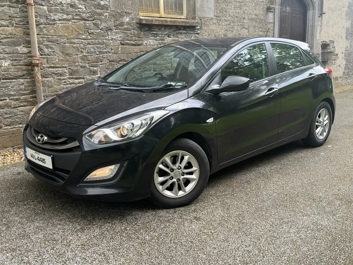 2014 Hyundai i30 1.4 Petrol NCT 12/25 - Image 3