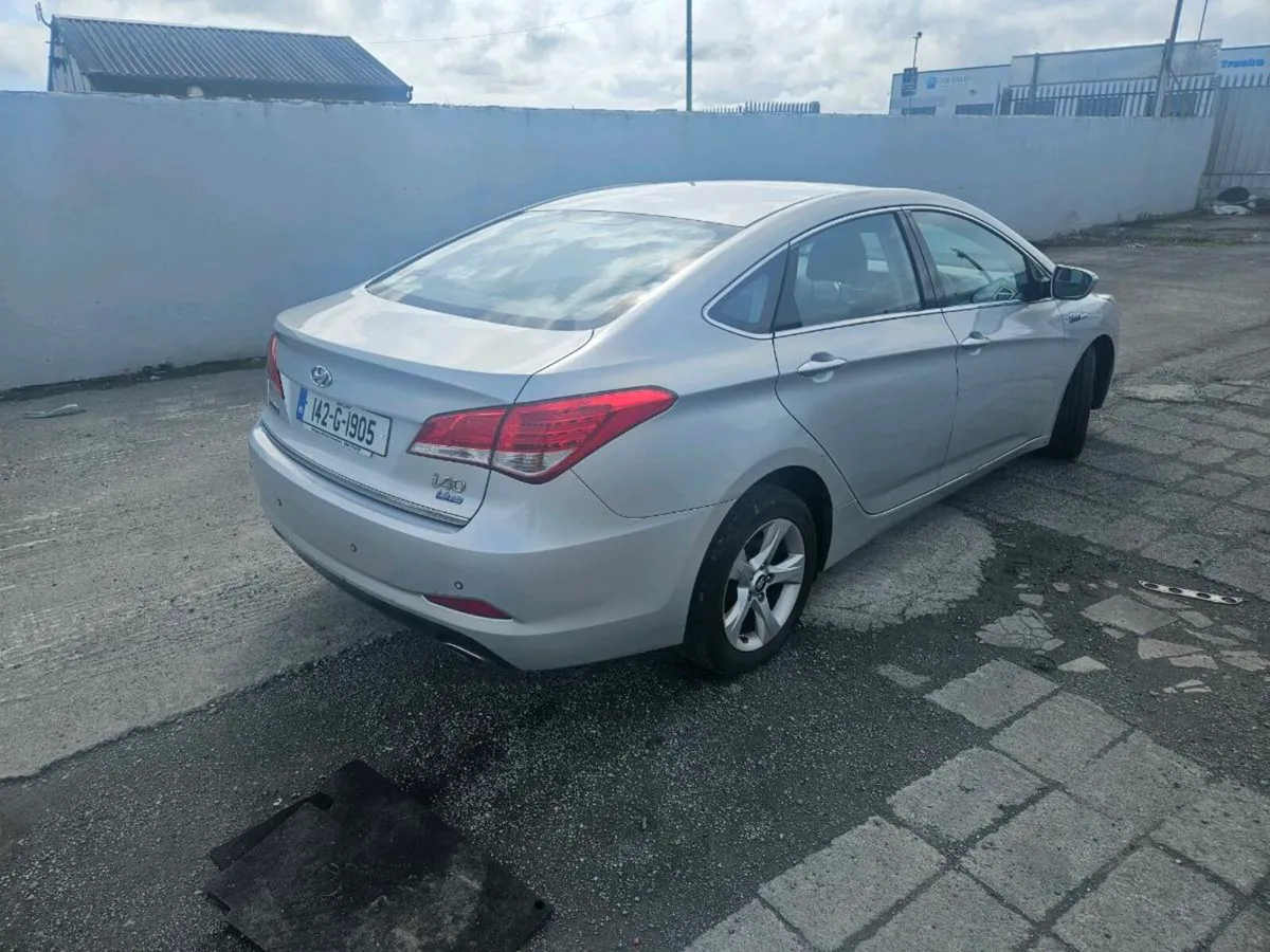 2014 Hyundai i40 needs engine - Image 4