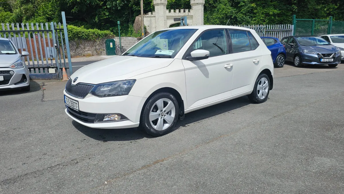 Skoda Fabia 2017 1.0  PETROL 5 DOOR HATCHBACK - Image 2