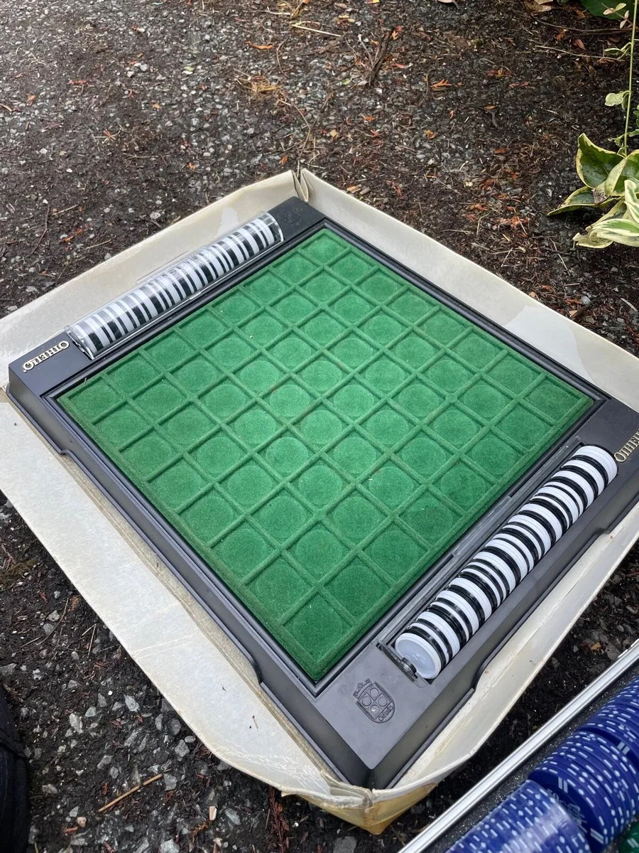 Looker chip etc board games - Image 4