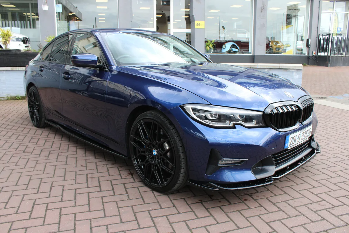 BMW 330E PRO SPORT AUTO 4DR SALOON AUTOMATIC - Image 2