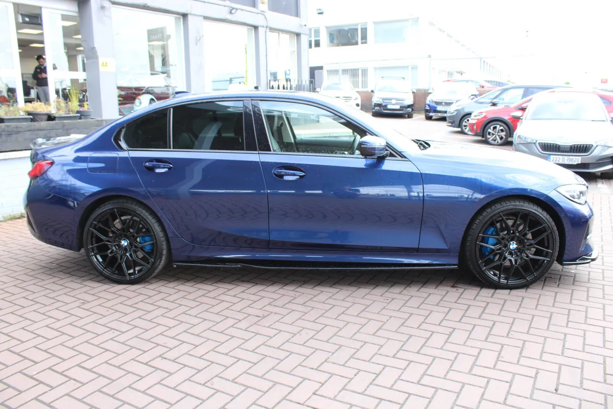 BMW 330E PRO SPORT AUTO 4DR SALOON AUTOMATIC - Image 3