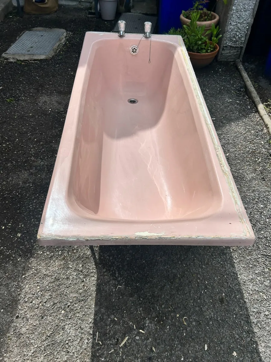Vintage 1970s Pink Bathtub - Image 1