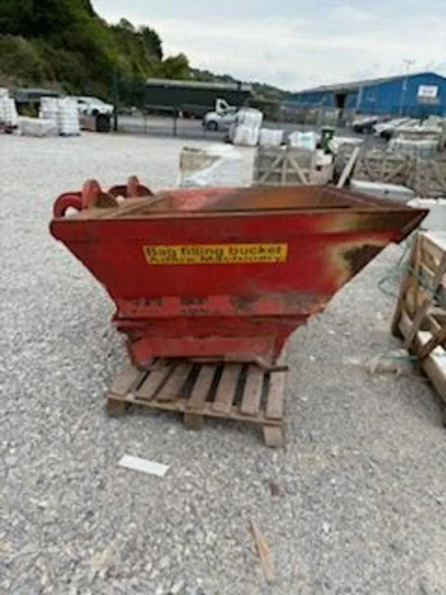 self loading bag filling bucket - Image 4