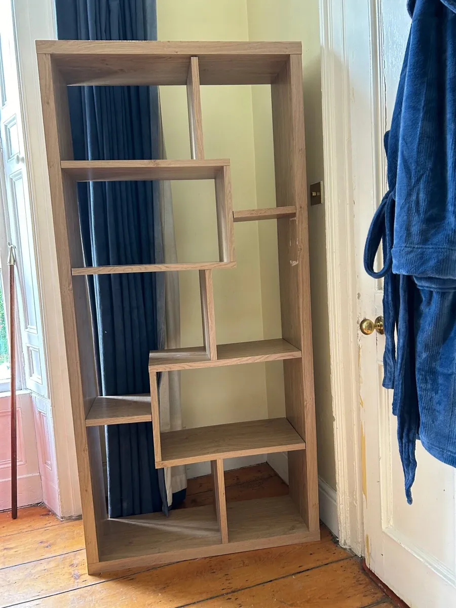 Shelving unit/bookcase - Image 1