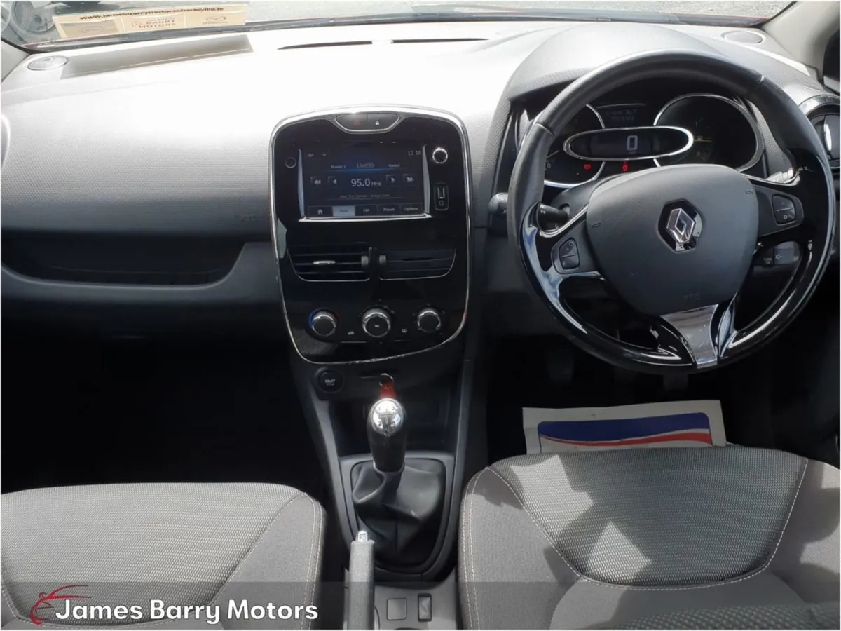 Renault Clio 1.2p 75hp Dynamique - Image 3