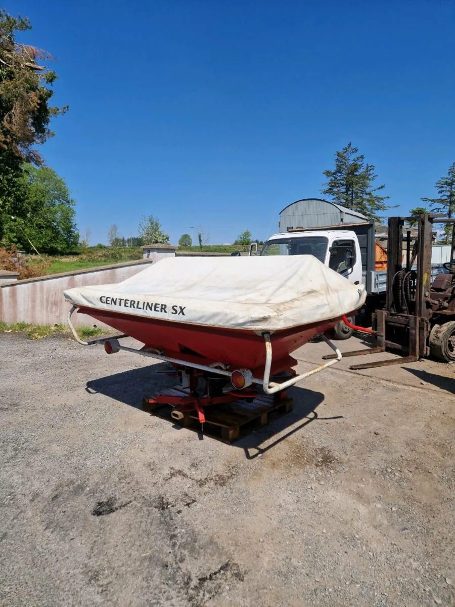 Fertiliser spreader - Image 4