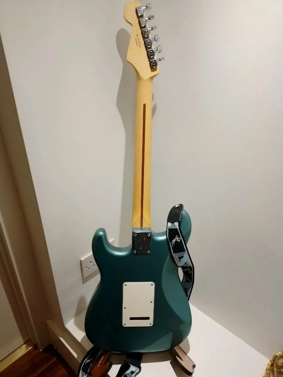 Fender strat - Image 3