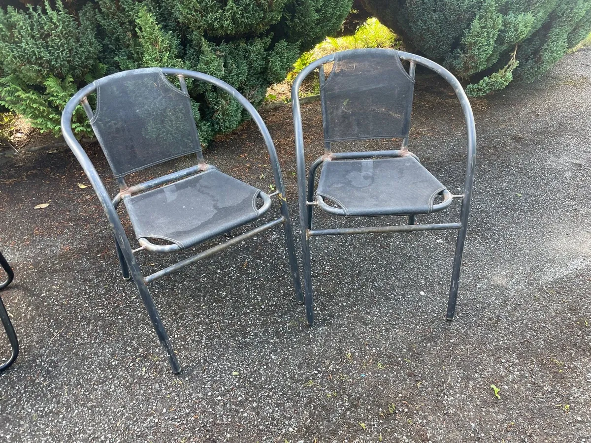 2 garden chairs set €20 - Image 1
