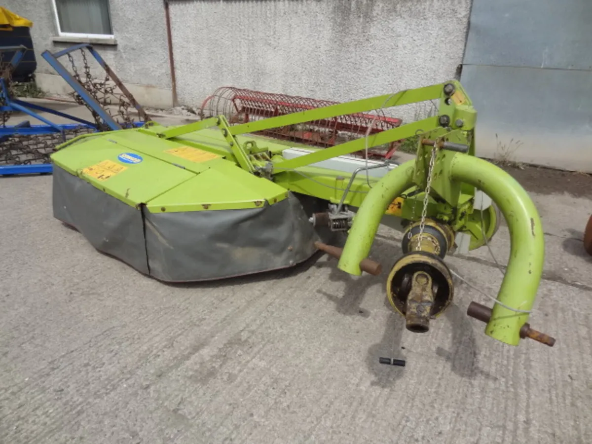 Class Corto Side Mounted 2 Drum Mower - Image 3