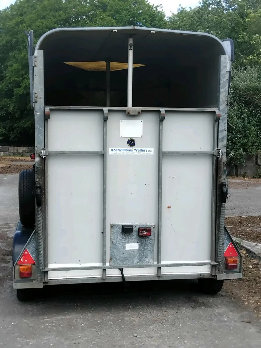 Iforwilliams horse box - Image 2