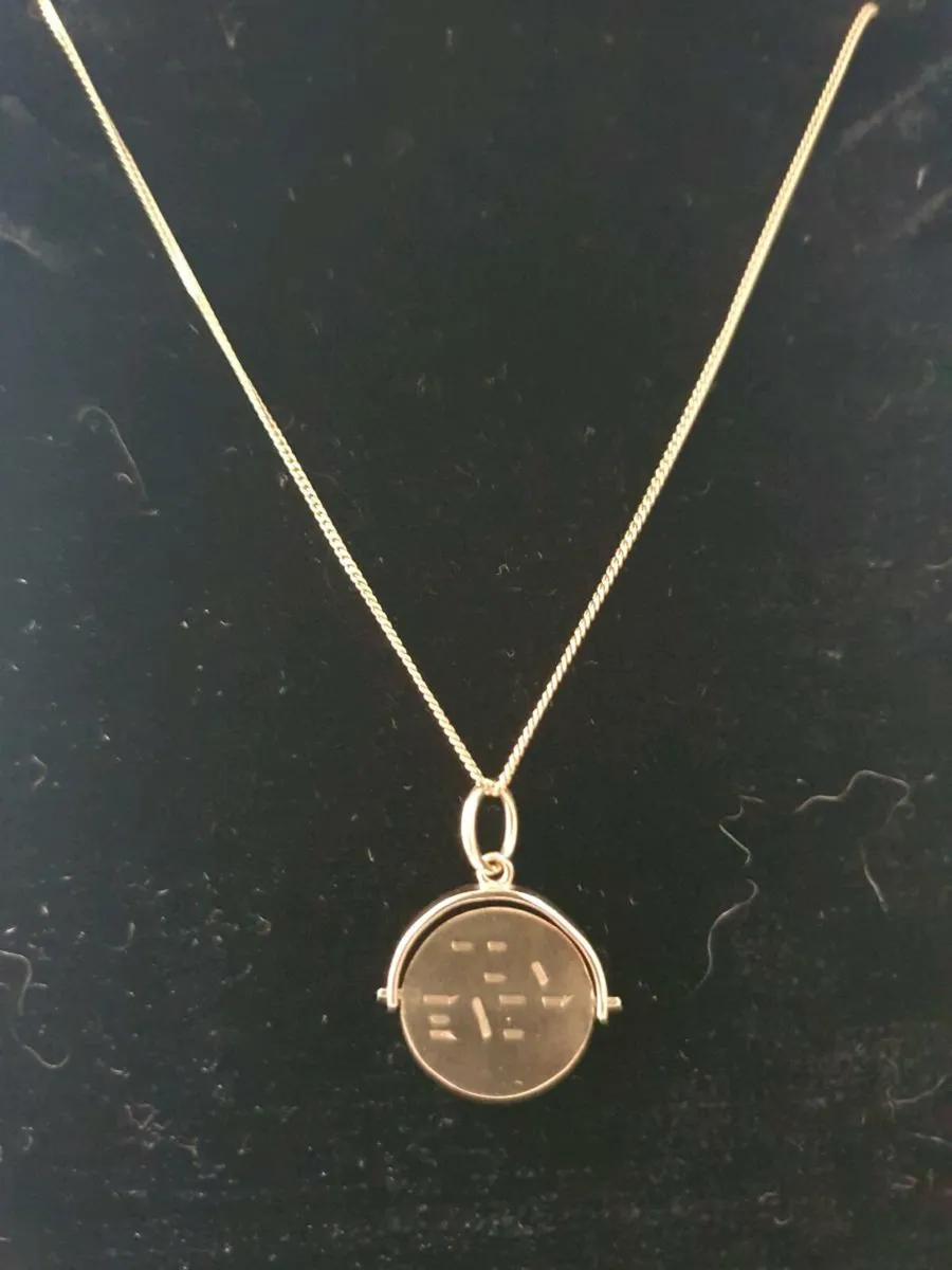 Vintage 9ct Gold "I Love You" Spinner Necklace - Image 3