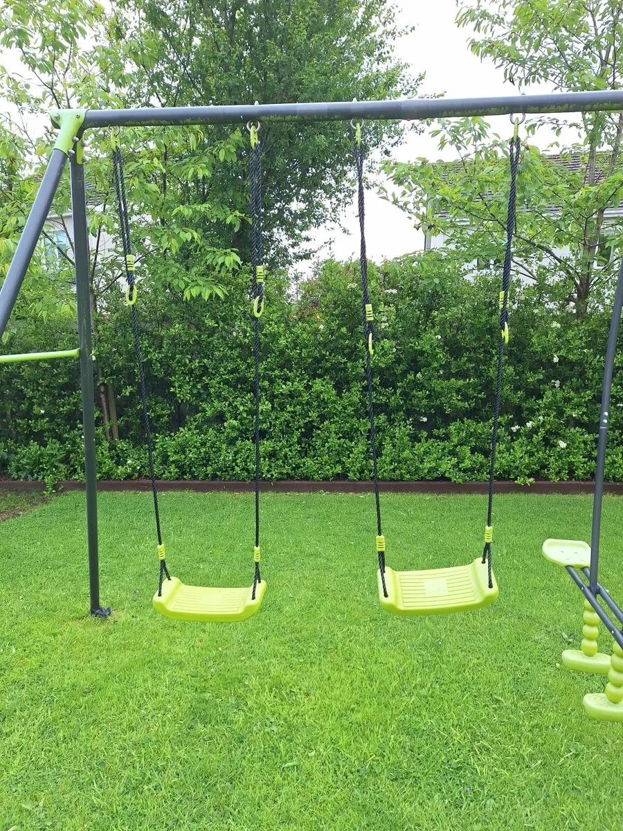 Swing  set great condition - Image 3