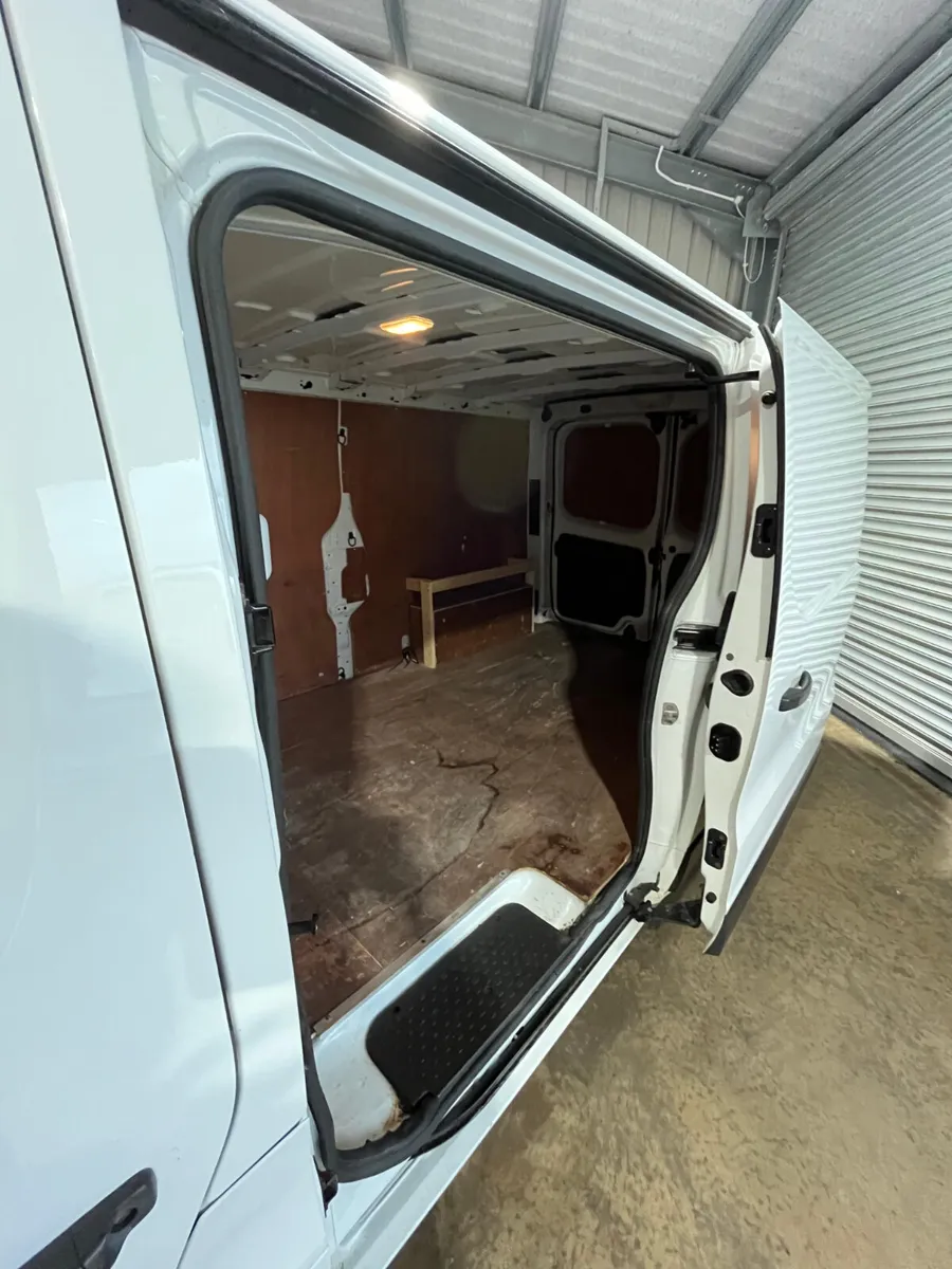 Vauxhall Vivaro 2018 Sportive - Image 4