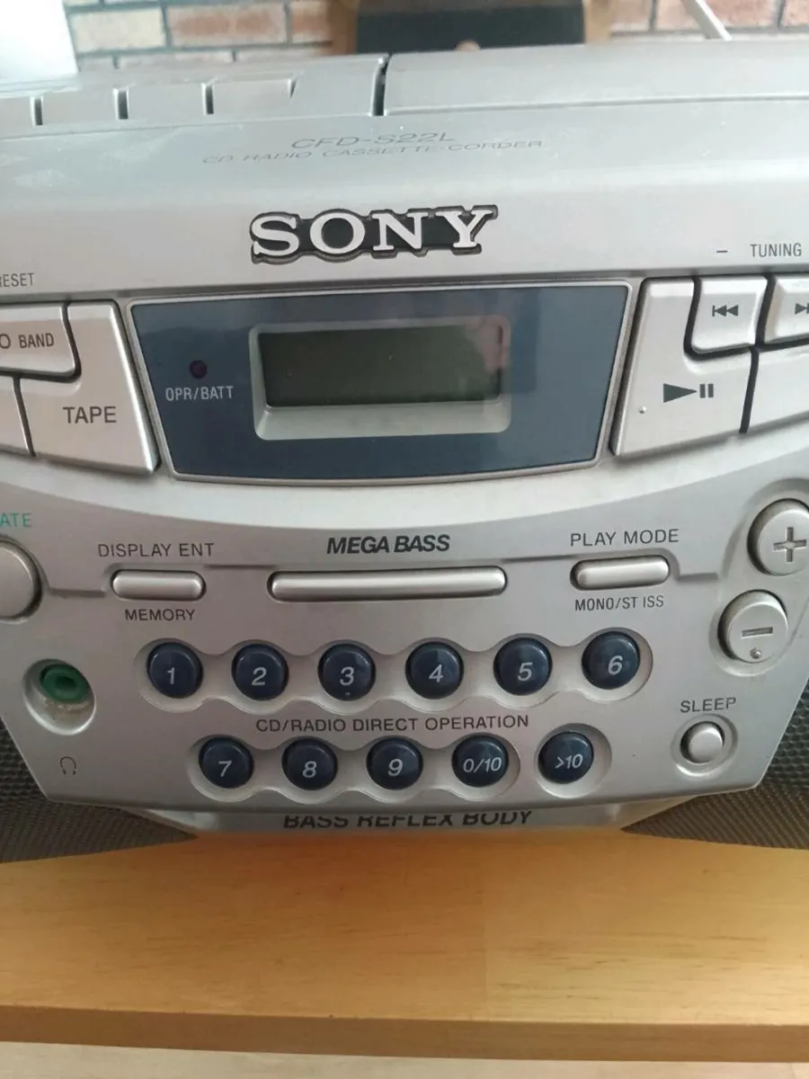 Radio - Image 2