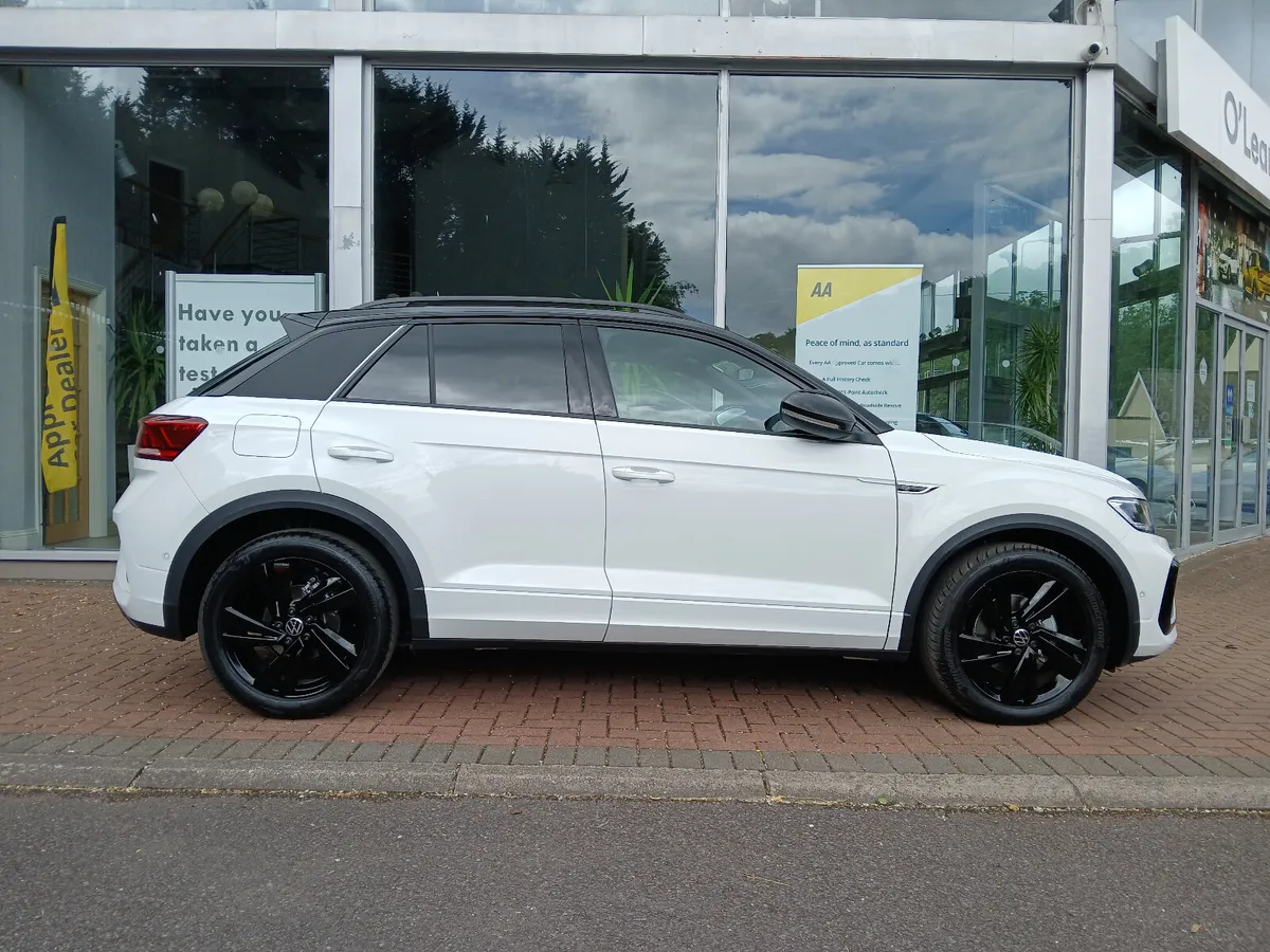 2025 T-Roc 2.0 TDi R-Line,  White with Black Roof. - Image 3