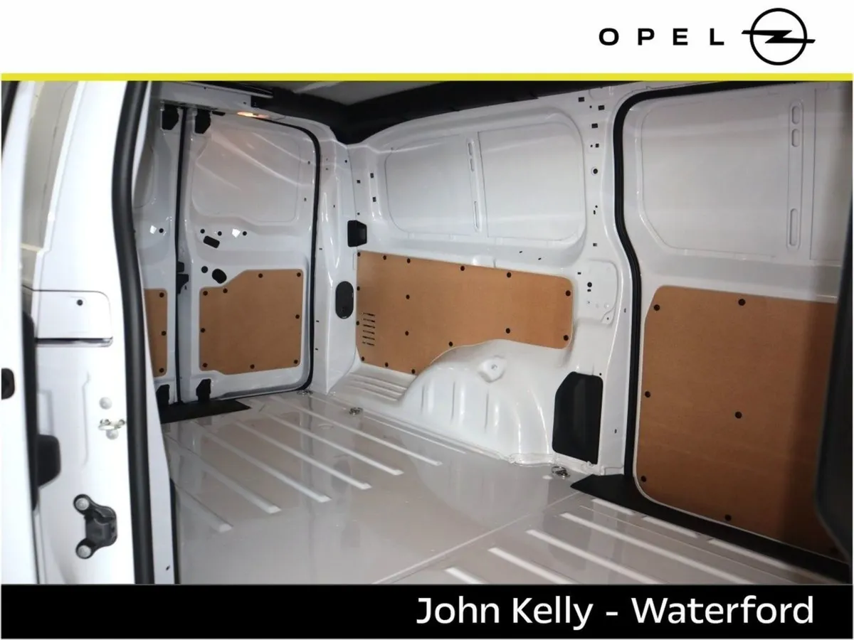 Opel Vivaro Komf L2h1-1.5 120BHP - Image 3