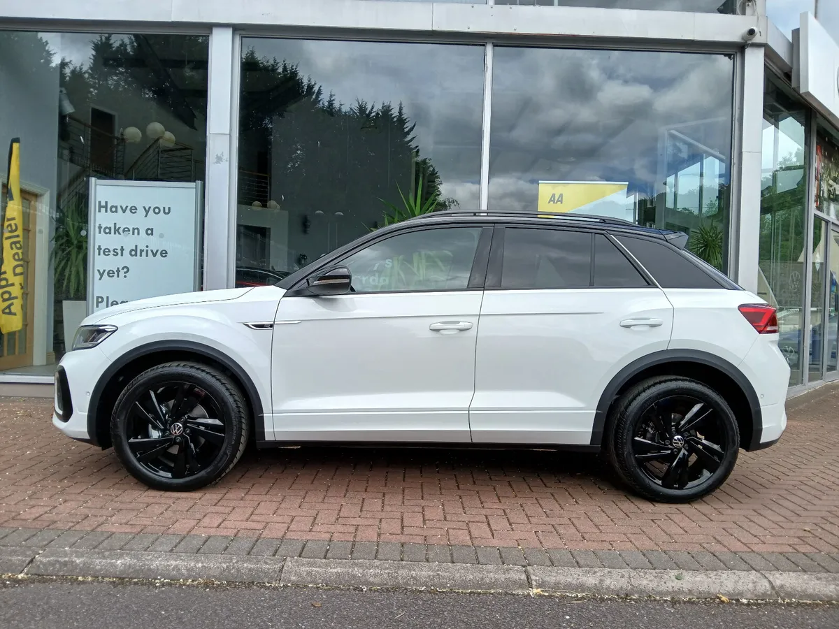 2025 T-Roc 2.0 TDi R-Line,  White with Black Roof. - Image 4