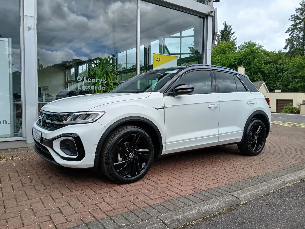 2025 T-Roc 2.0 TDi R-Line,  White with Black Roof. - Image 2