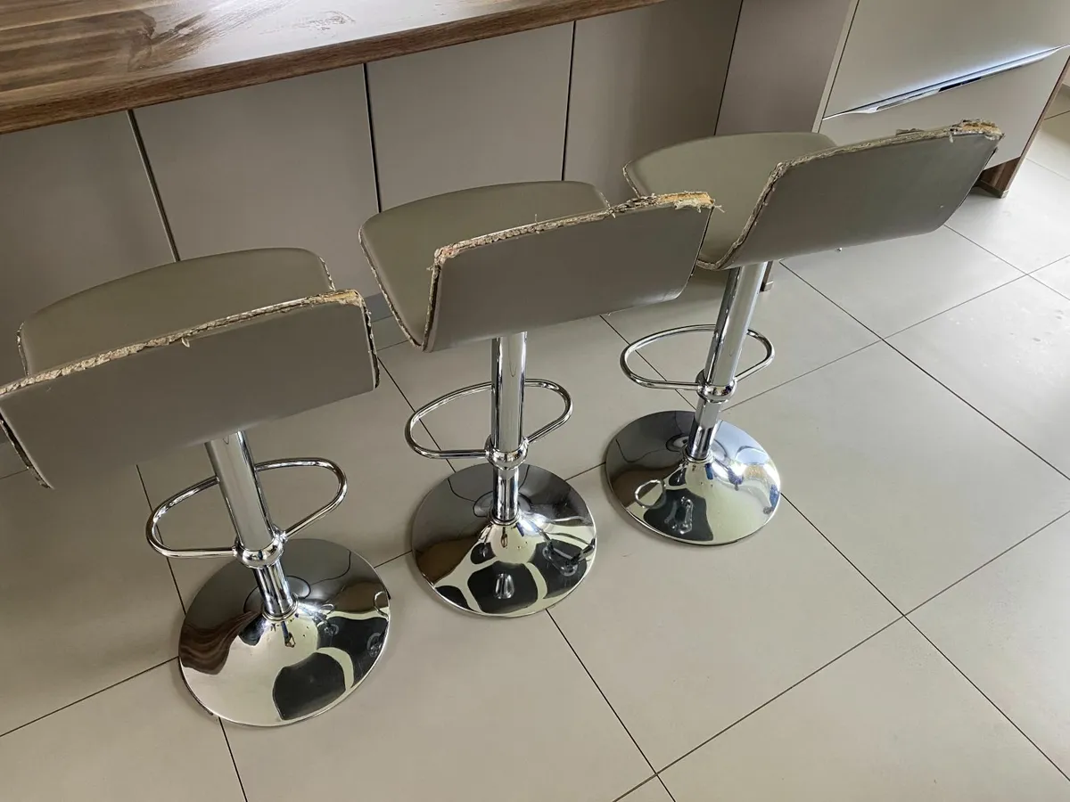 Calligaris Counter Stools - Image 2
