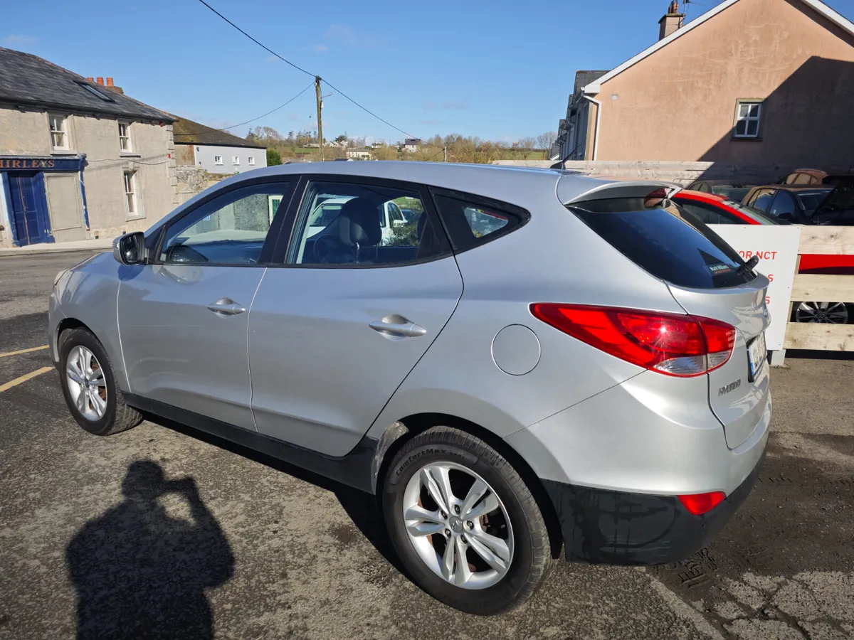 Hyundai ix35 2013 1.7 Diesel Celebration LE 2WD 11 - Image 2