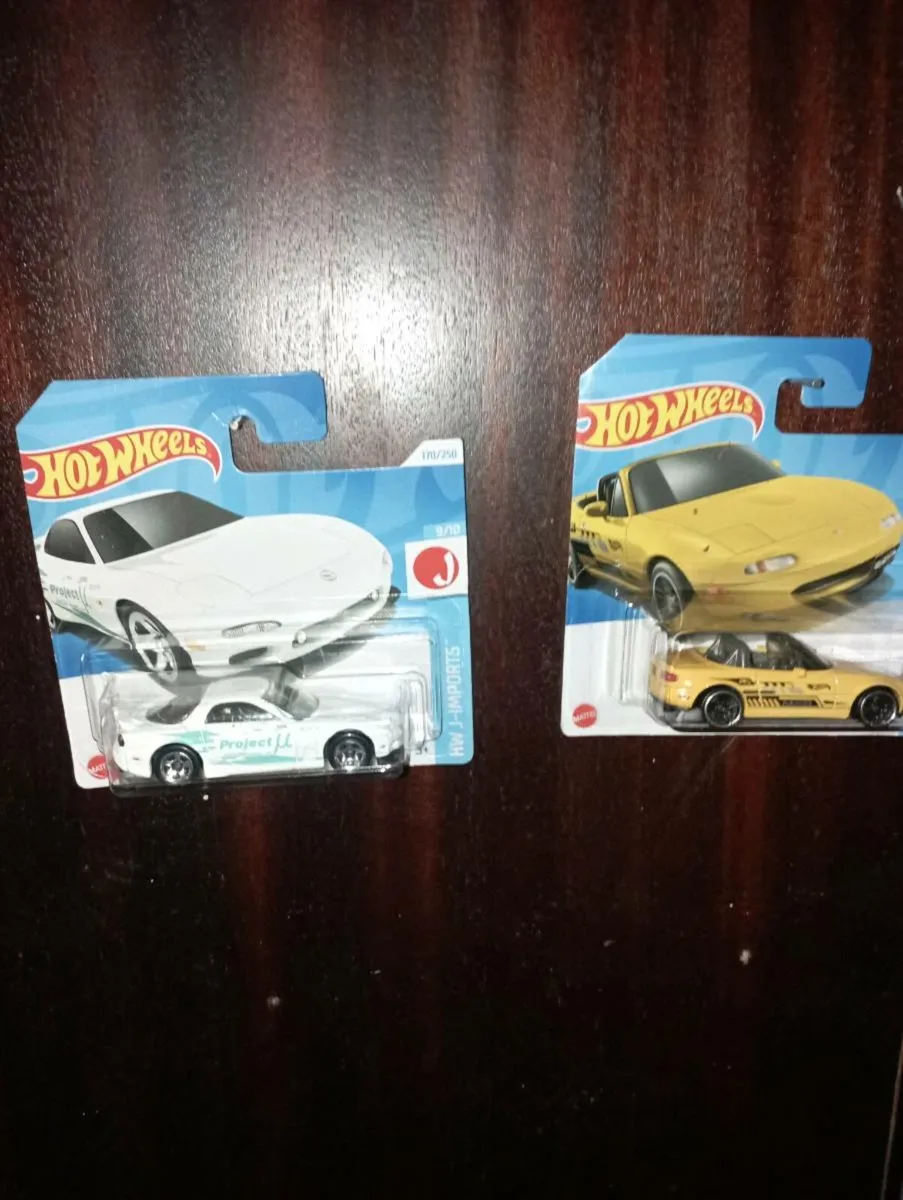 HOT WHEELS DIE-CAST MODLES CARS - Image 1