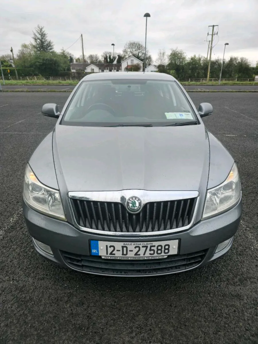 2012 SKODA OCTAVIA 1.2 L PETROL MANUAL - Image 1