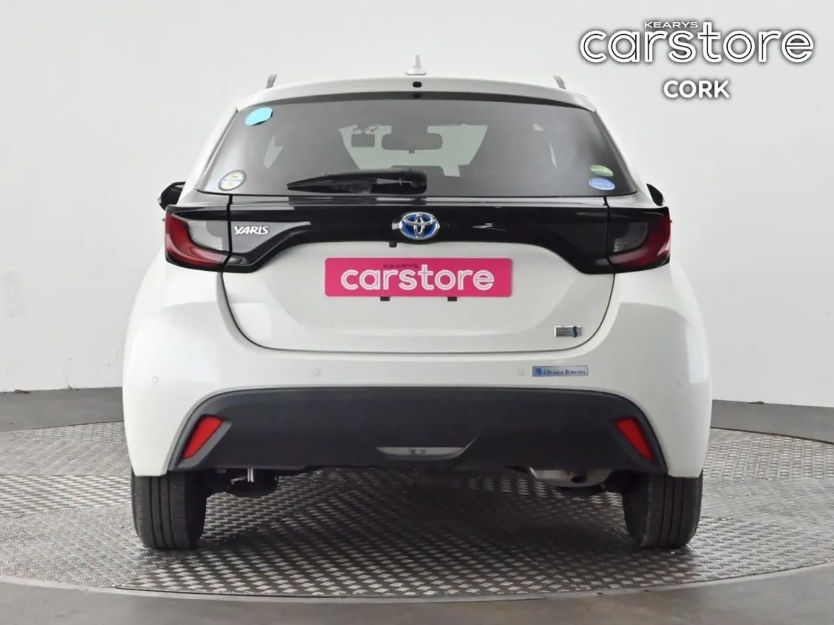 Toyota Yaris 1.5 Hybrid Auto - Image 4