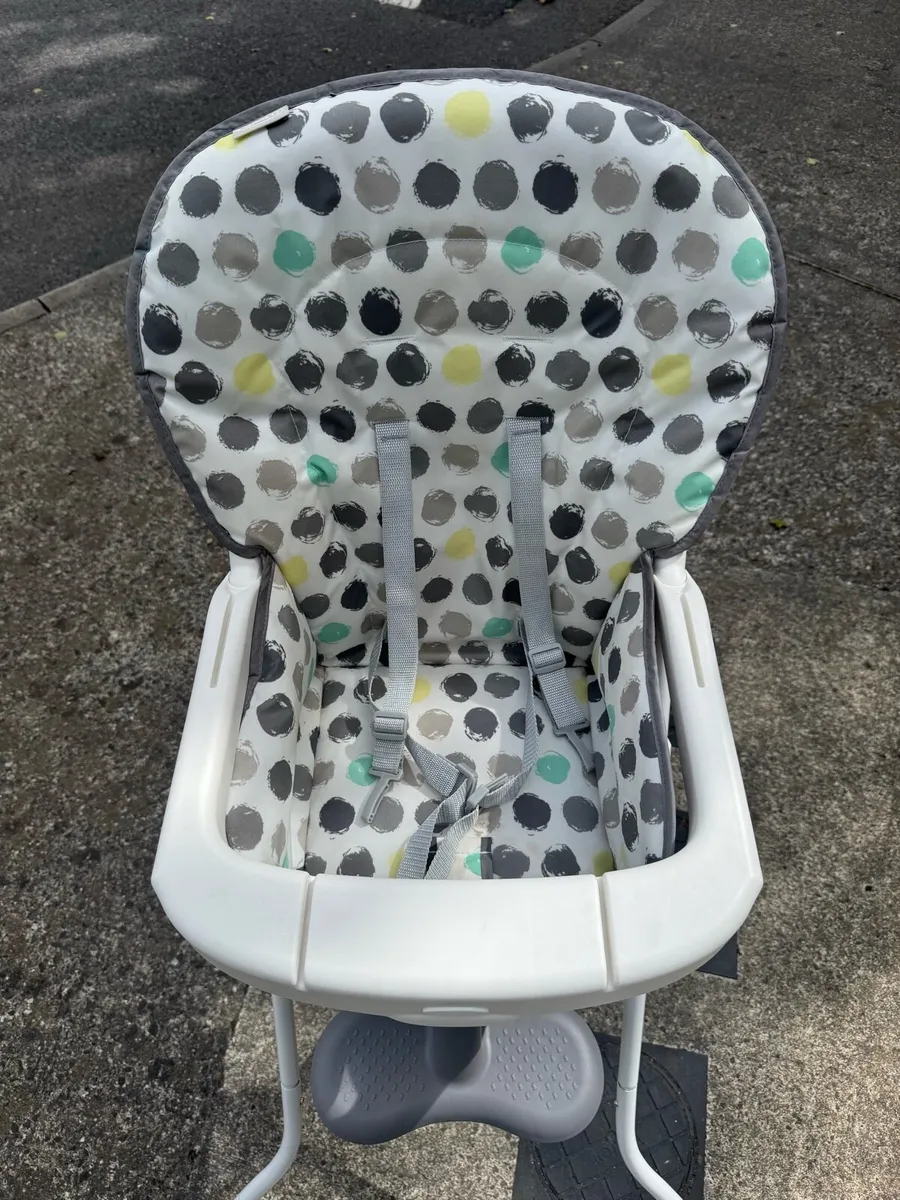 Graco high chair - Image 2