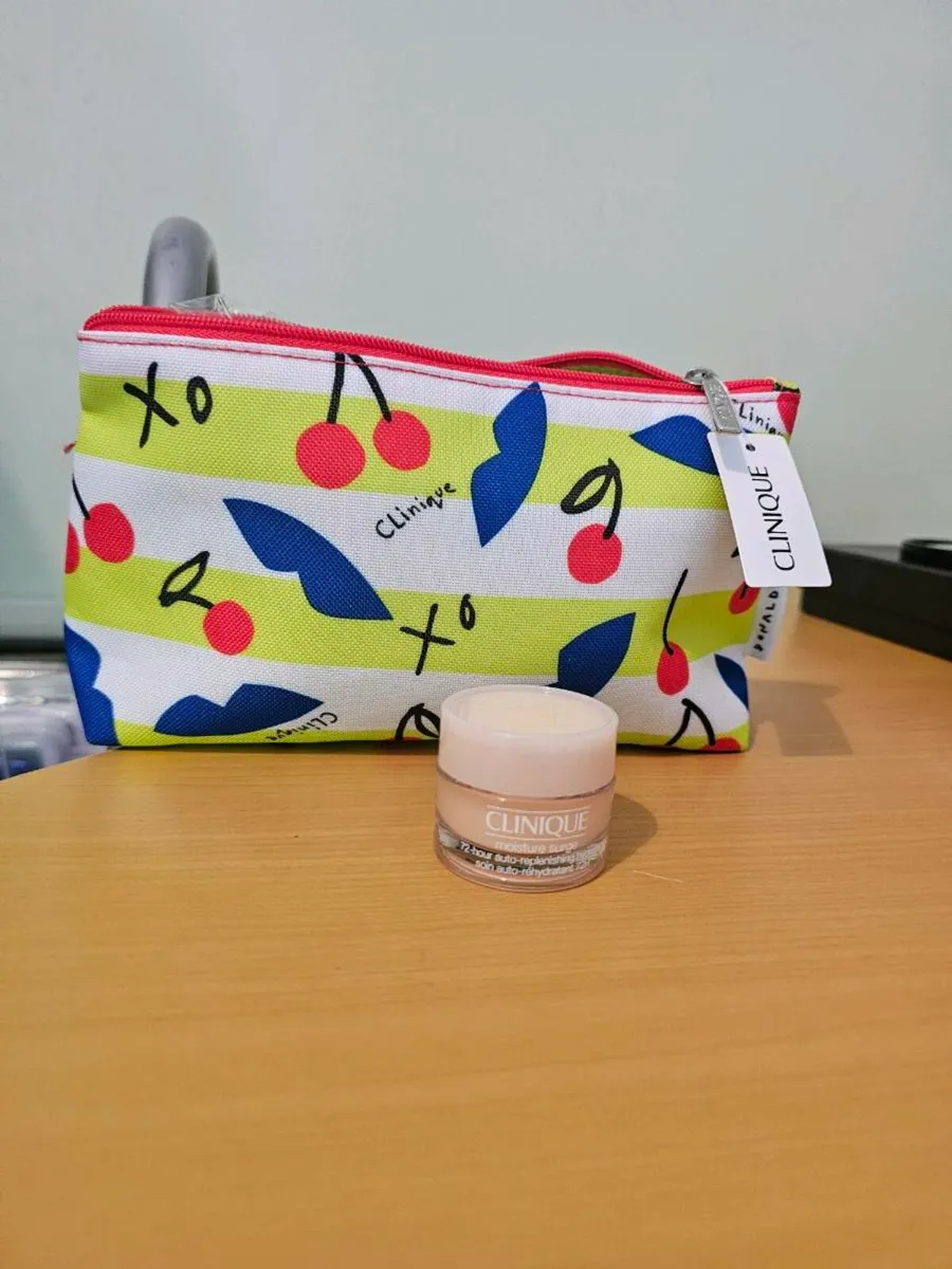 Clinique Items x 2 - Image 2