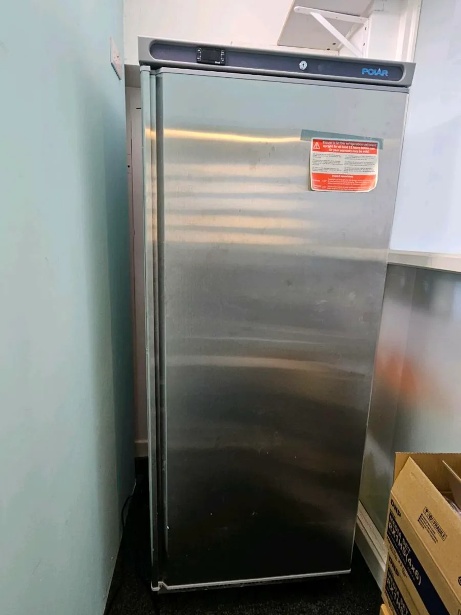 fridge - Image 1