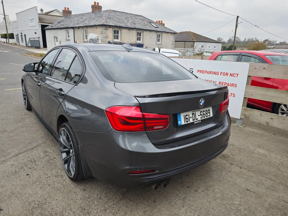 BMW 3-Series 2016 320d Sport - Image 4