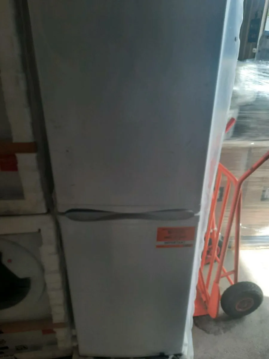 Hot Point fridge freezer - Image 1