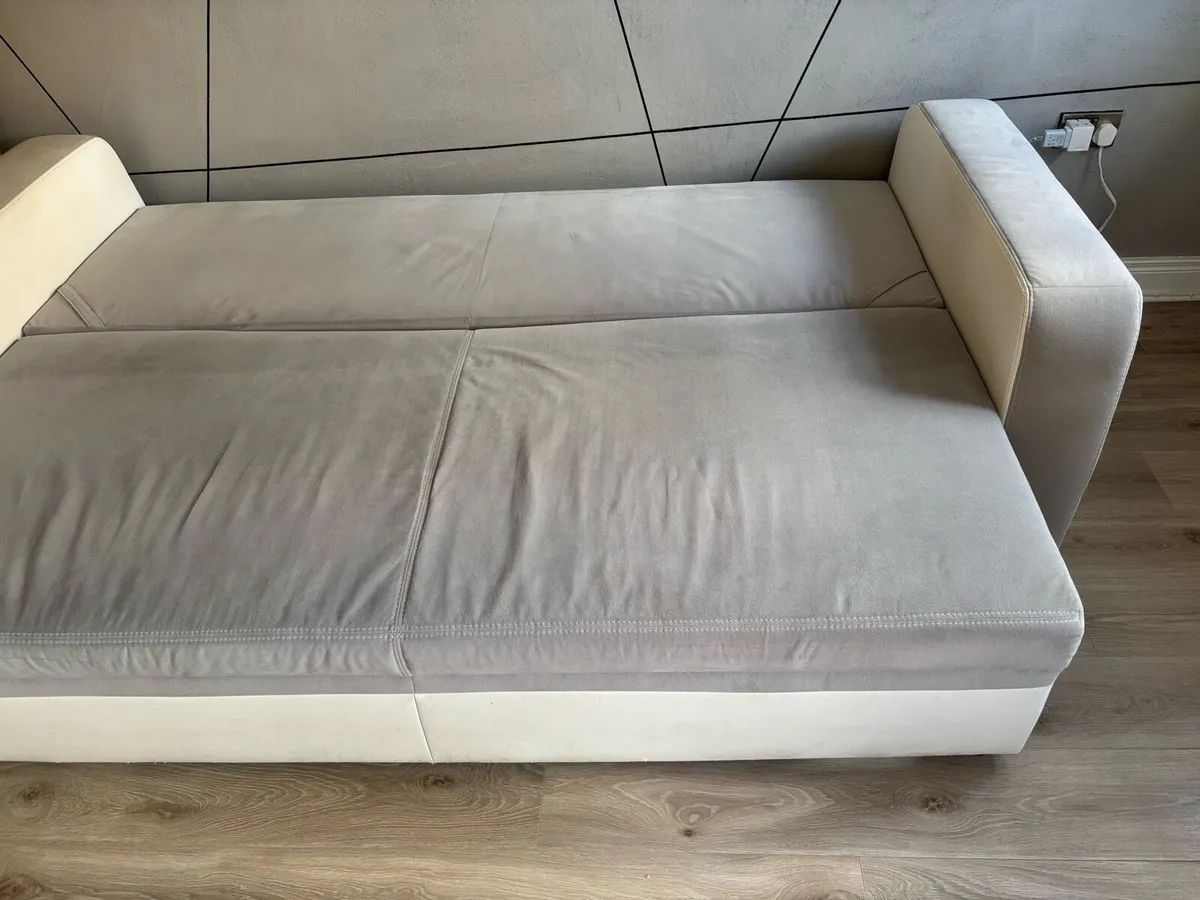 Sofa bed - Image 4