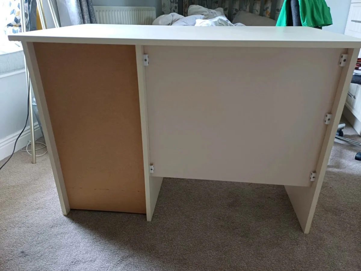 3 drawer desk and locker to match - Image 3