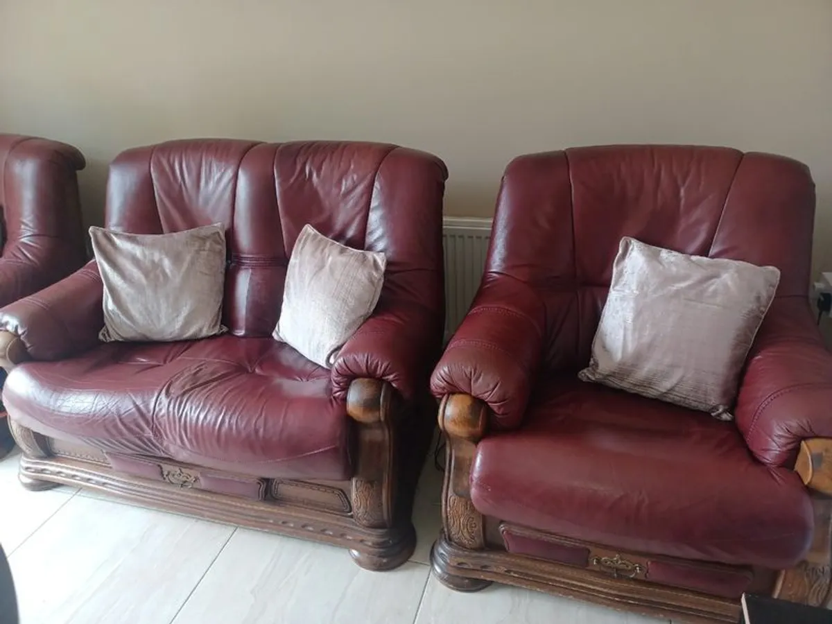 2 Seater Suite for Sale - Image 1