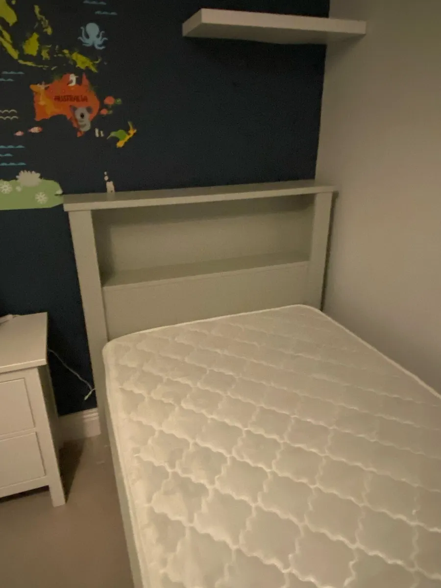2 Single beds - Image 3