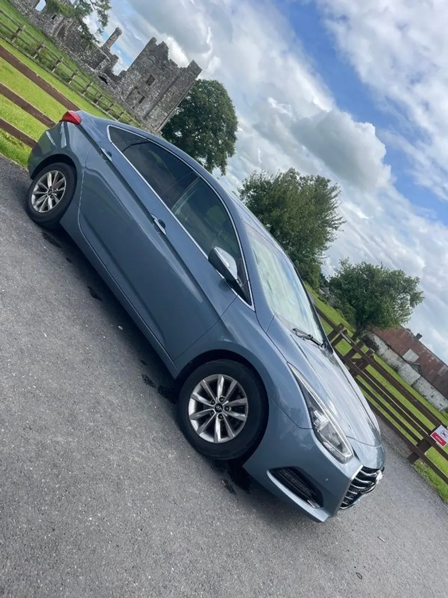 2018 Hyundai i40 - Image 1