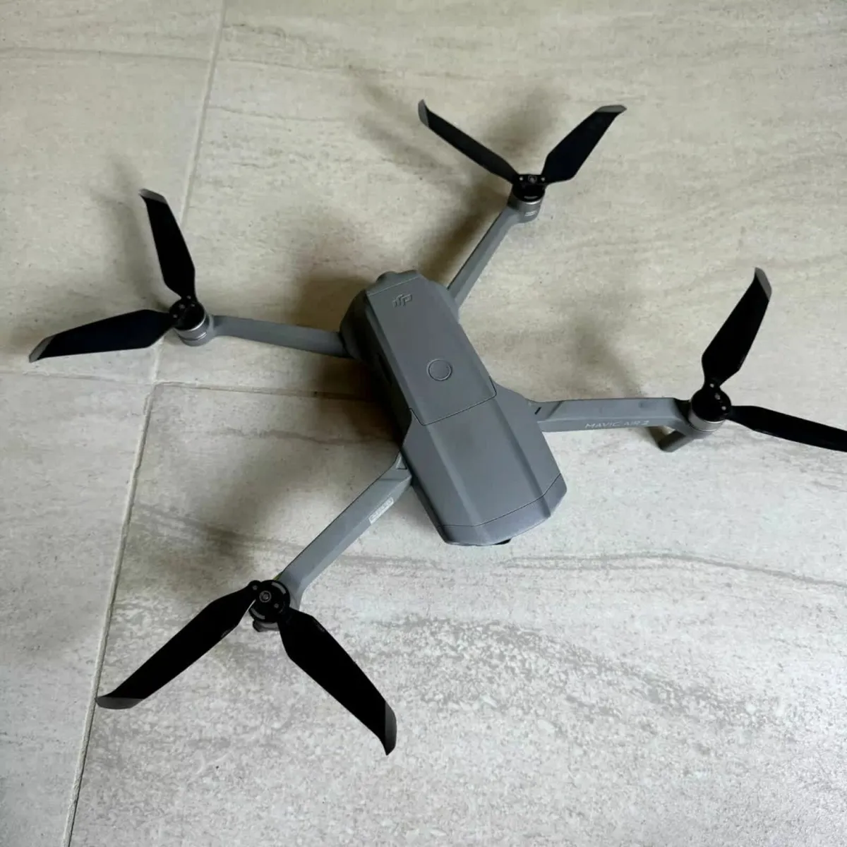 DJI Air 2 Fly More Combo - Image 4