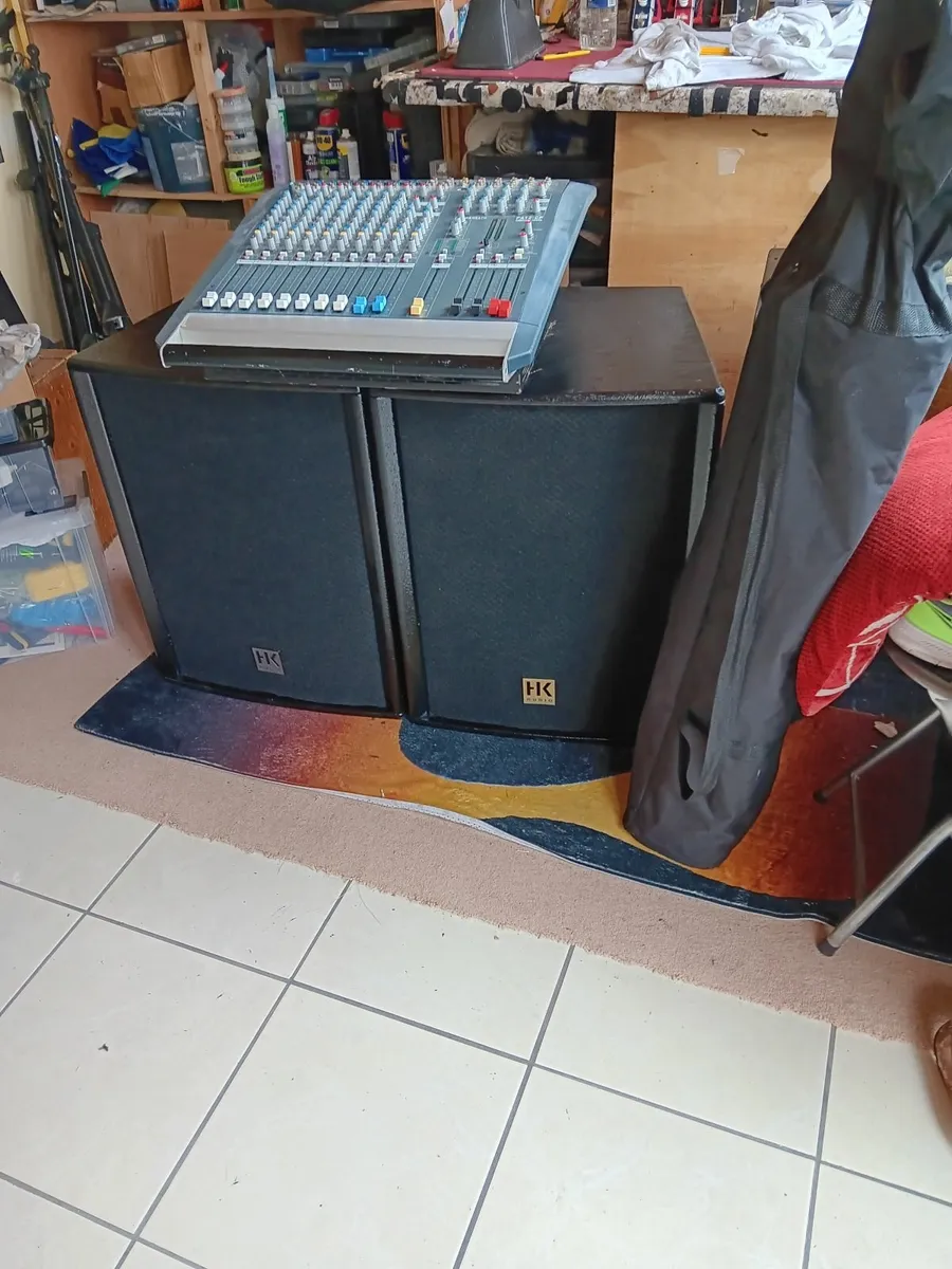 HK PRO SPEAKERS - Image 1