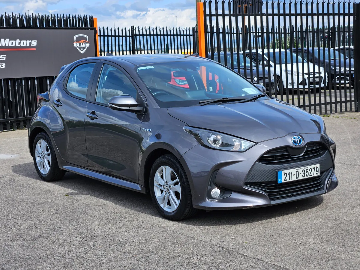 2021 Toyota Yaris 1.5 Hybrid Luna - Image 1