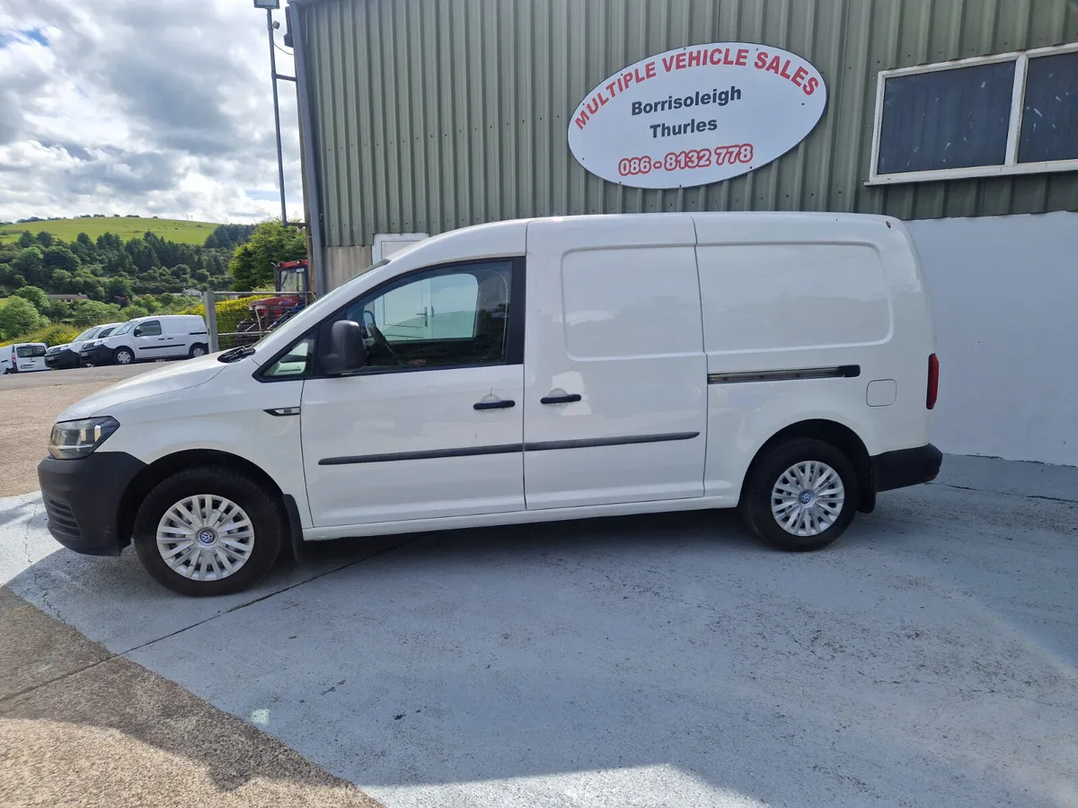 VOLKSWAGGON CADDY MAXI - Image 4
